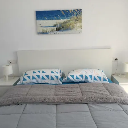 Vacaciones Frente Al Mar קנדלריה